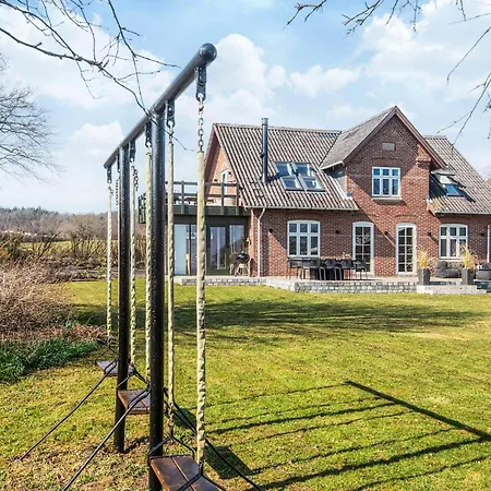 8 Person In Bjert-by Traum بيت للعطل Binderup Strand