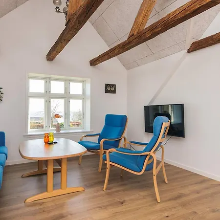 8 Person In Bjert-by Traum Feriehus